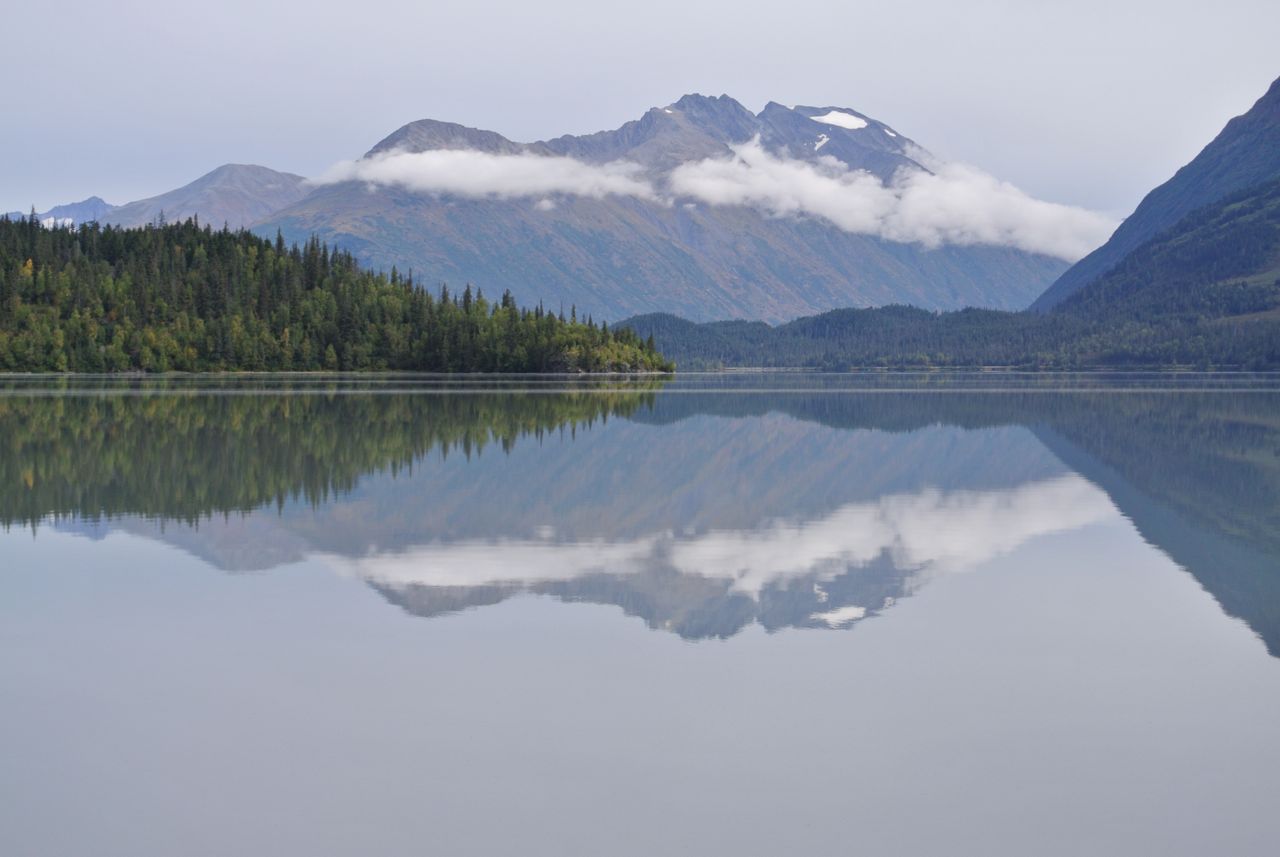 Alaska: Mountains, Lakes, and Glaciers