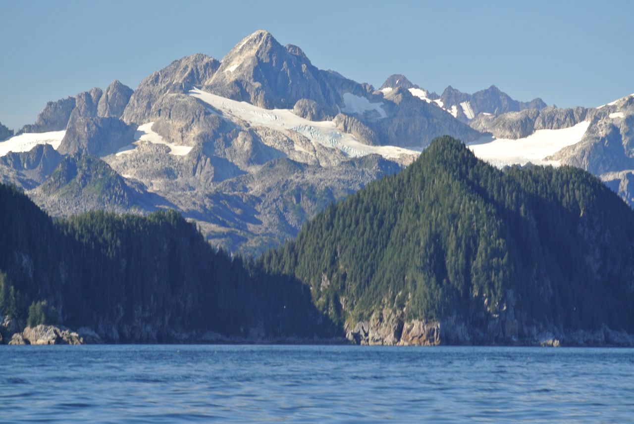 Alaska: Mountains, Lakes, and Glaciers