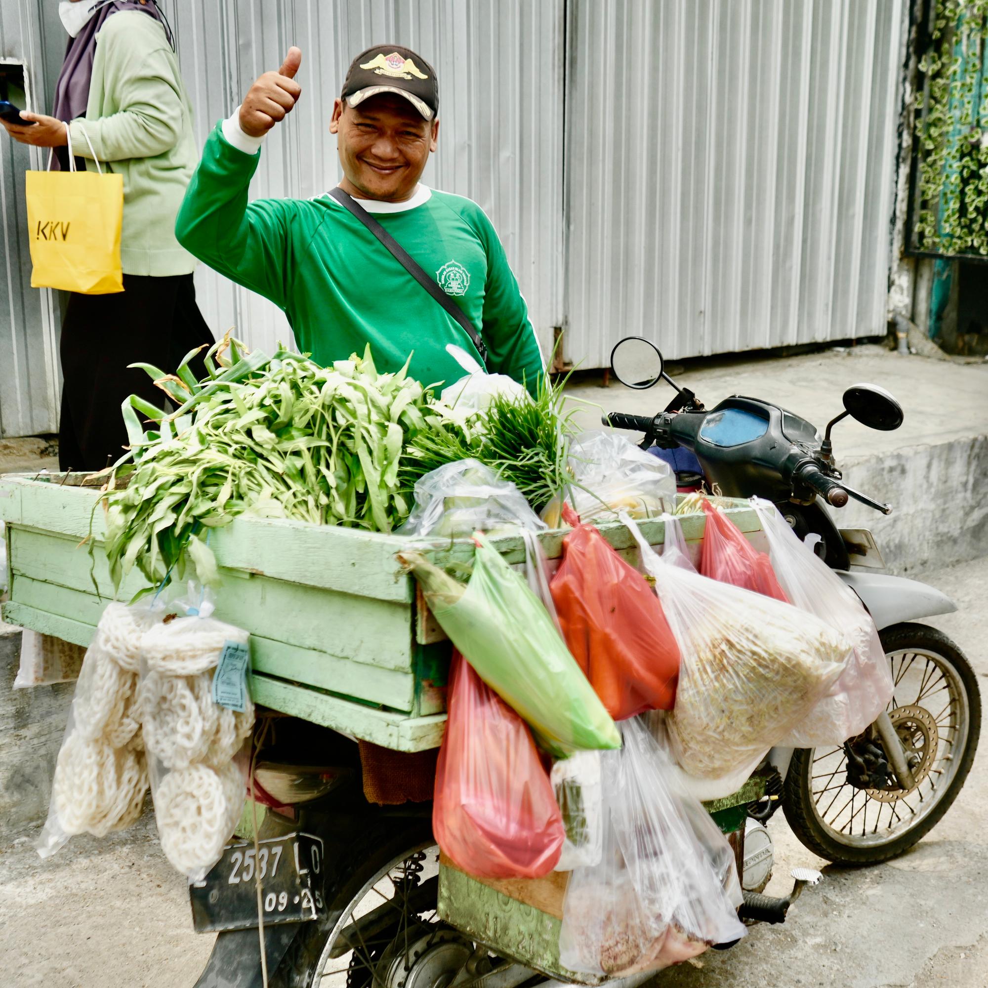 Cycle Vegetable Vendor