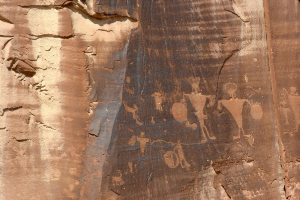 1000+ years old Petroglyphs along the Colorado River near Moab, Utah 